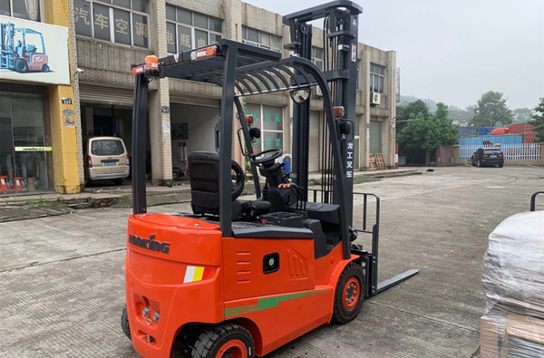 蘇州電瓶叉車-蘇州電動(dòng)叉車